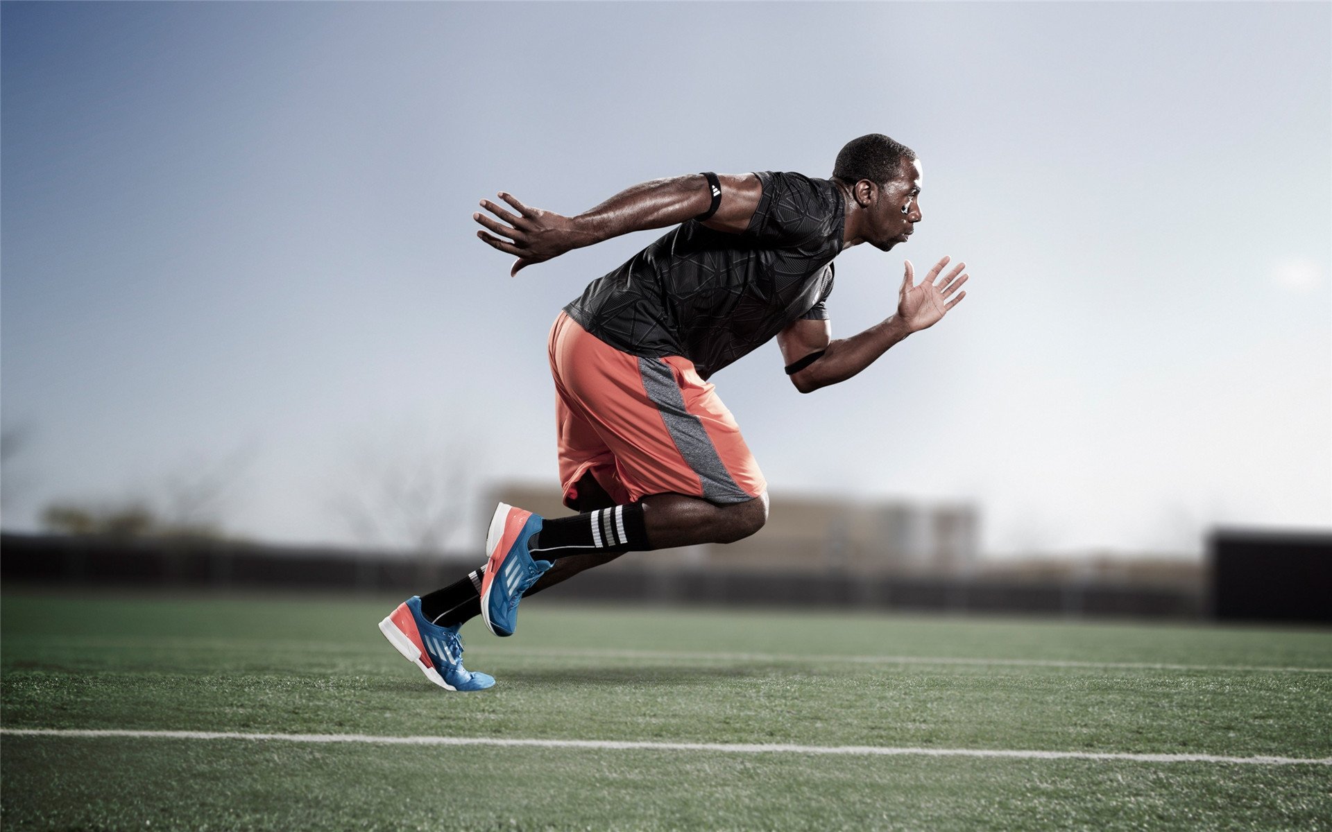 高校篮球赛事完善奖惩机制激励运动员表现提升，校篮球赛有哪些个人奖项